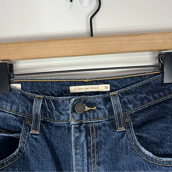 Levi's 70s High slim straight Dark Blue Women's Straight Leg Jeans size 30 Straight Leg